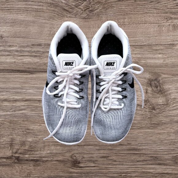 NIKE Free Run Fly Knit Gray Black Running Athletic Sneakser 2018 Womens Size 7.5 - Picture 4 of 9